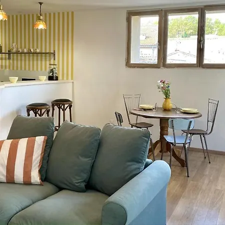 D'albert - French Style Apartment *